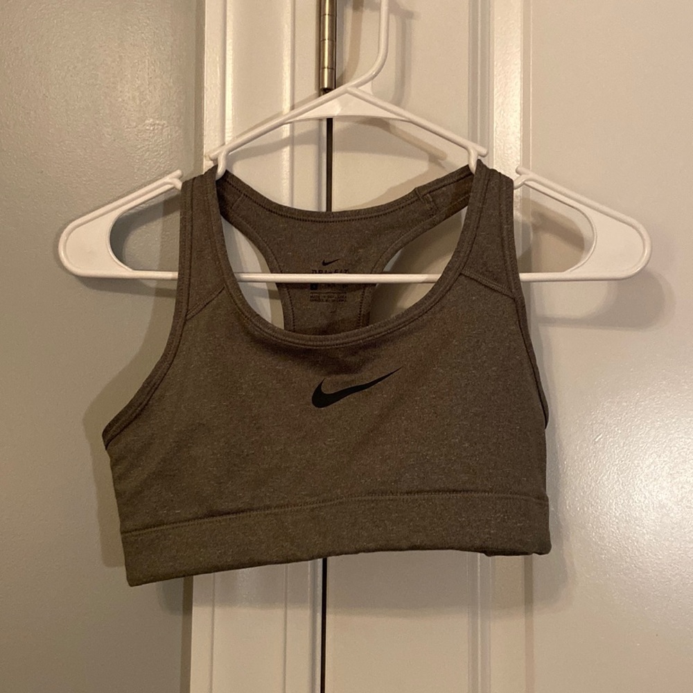 nike sports bra